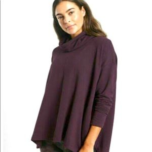 Athleta Ethereal Brushed Funnel Neck Sweater sz medium